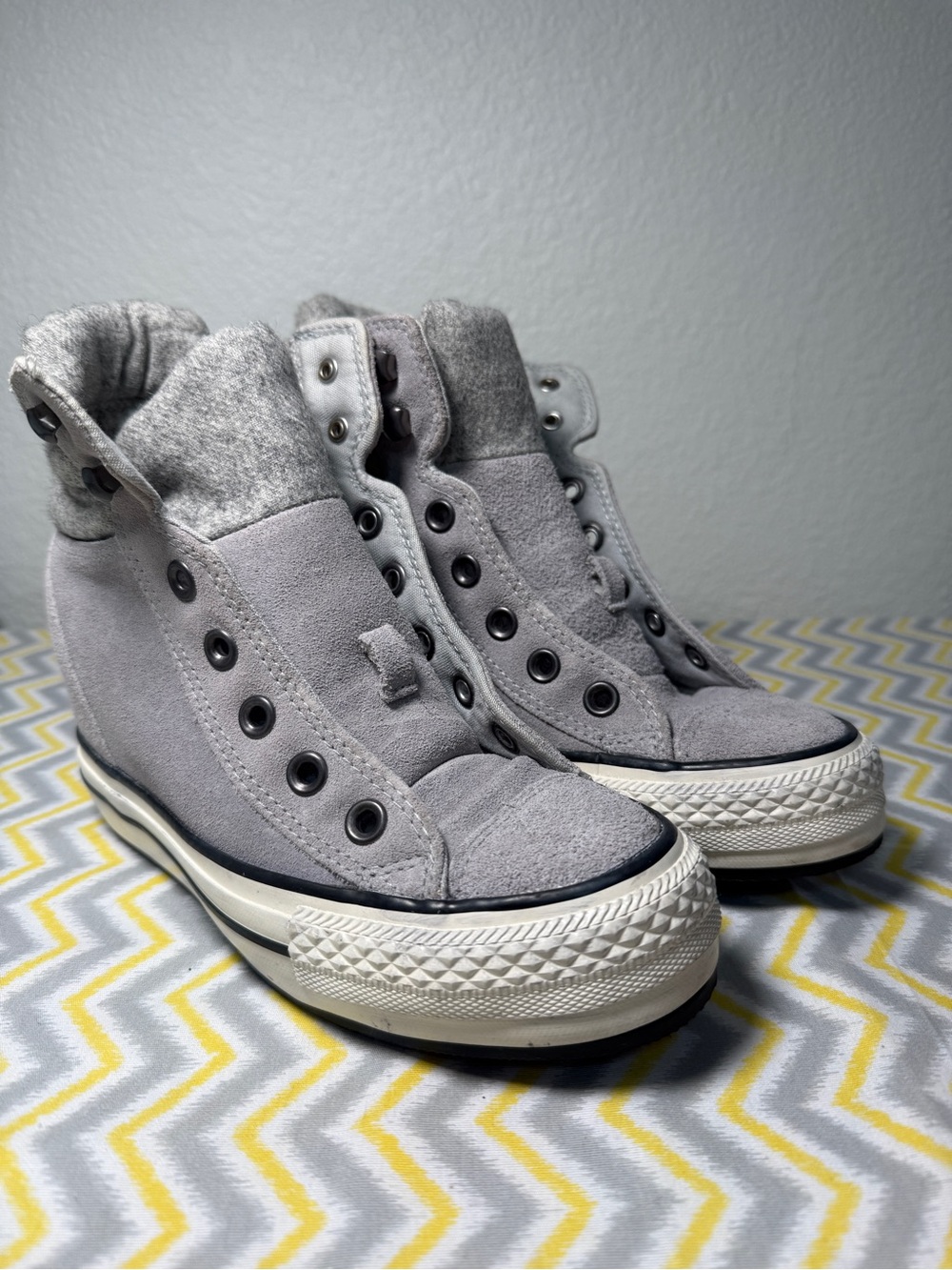 Converse Womens Chuck Taylor All Star Hi Platform Plus Hidden Wedge Sneaker US6